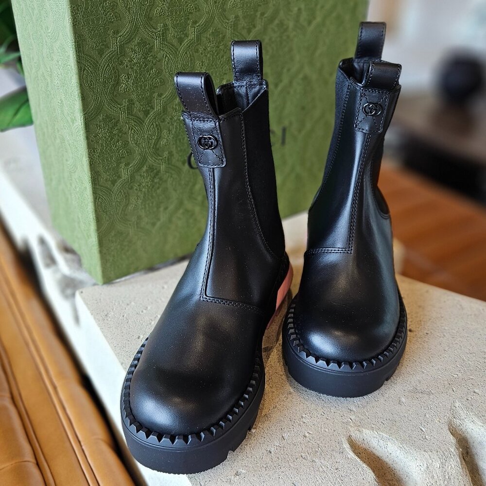 Gucci Gucci Chelsea Boot 762020 AAMC3 - 1000 Black Leather Size 37+ New Womens Shoes